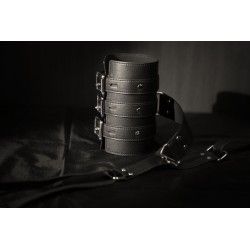 Costrittivo BDSM braccia regolabile nero Costrittivo BDSM braccia regolabile nero