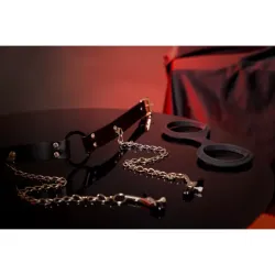 O-Ring Gag con pinze capezzoli Ouch! O-Ring Gag con pinze capezzoli Ouch!