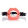O-ring gag fetish labbra rosa aperte O-ring gag fetish labbra rosa aperte