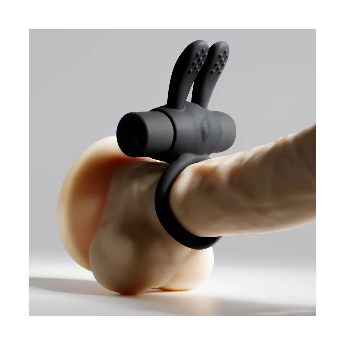 Anello pene telecomandato per ano e clitoride